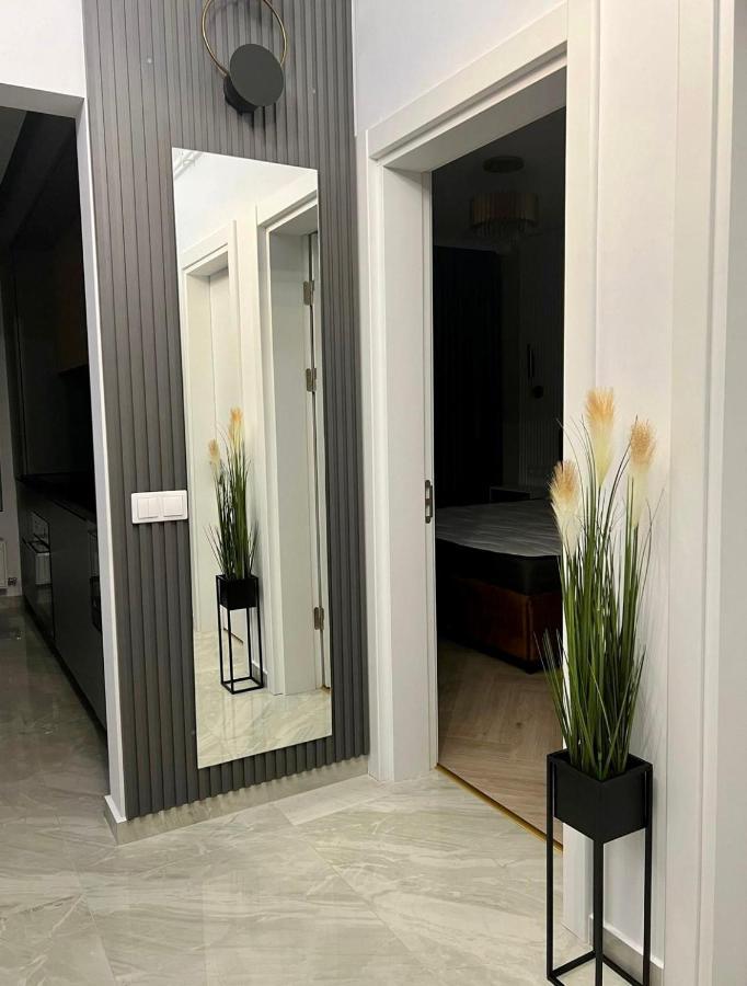 Lakeside Aparthotel Cluj Napoca Bagian luar foto