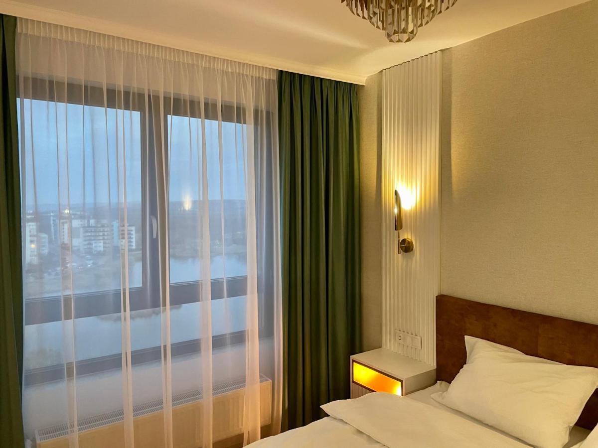 Lakeside Aparthotel Cluj Napoca Bagian luar foto