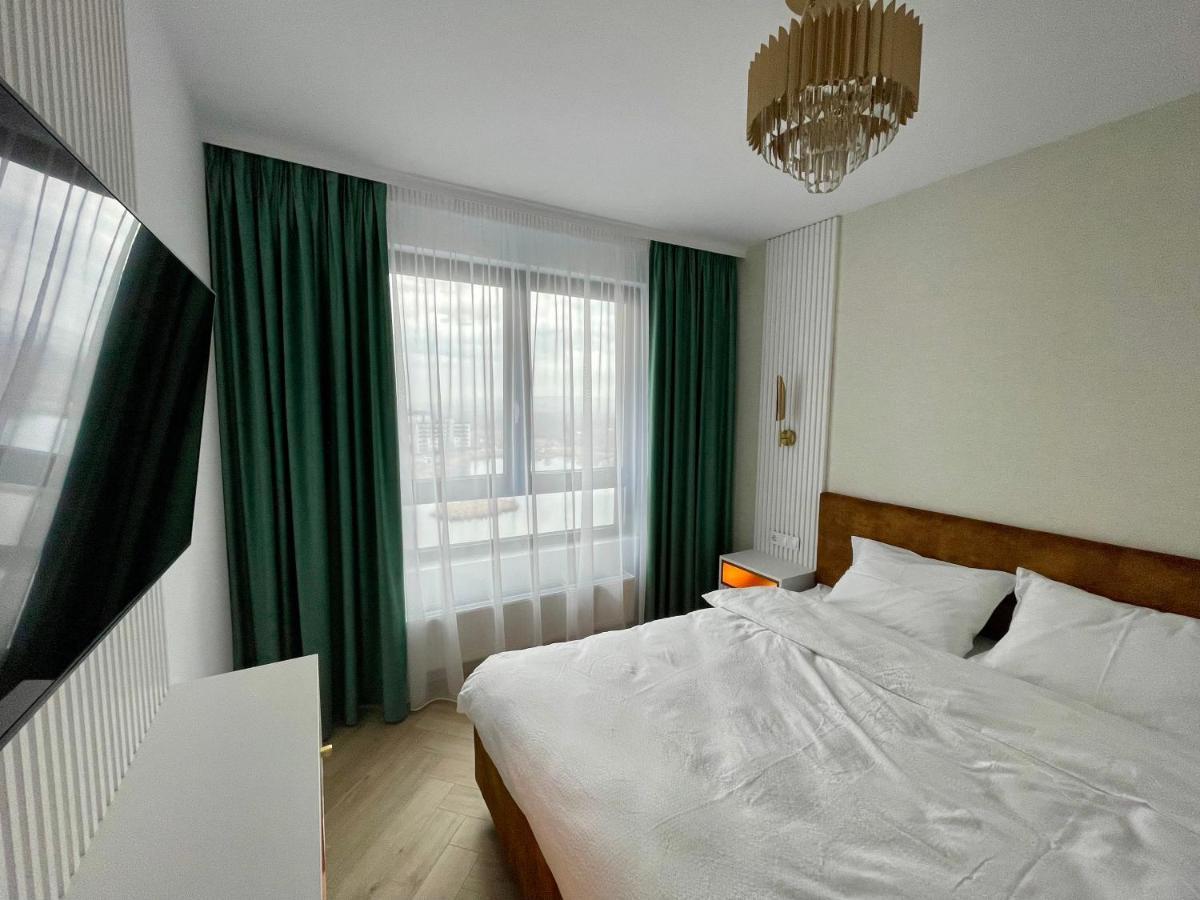 Lakeside Aparthotel Cluj Napoca Bagian luar foto