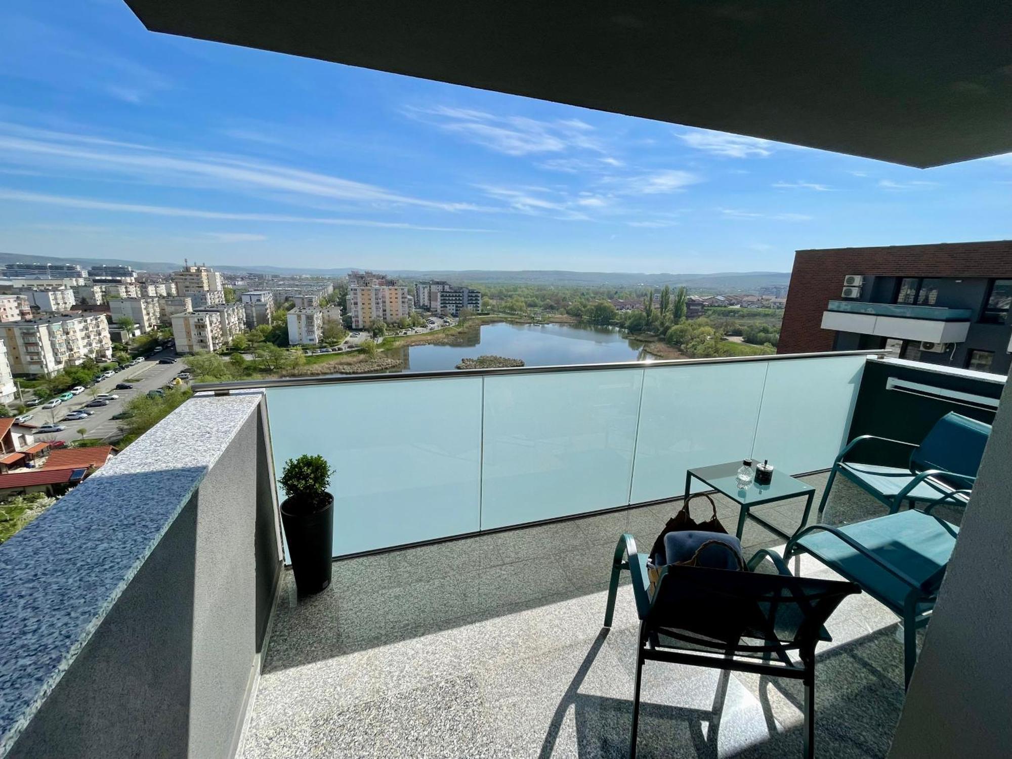 Lakeside Aparthotel Cluj Napoca Bagian luar foto